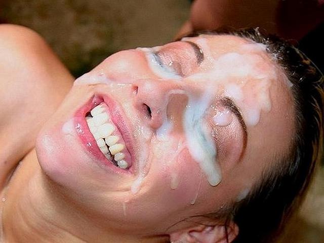Подборка девушек со спермой на лице после минета 13 фото